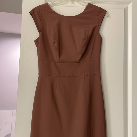 Women’s Dress - Picture 2 of 6